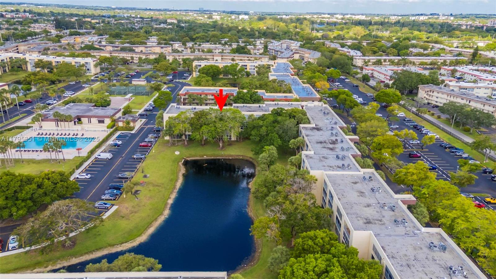 CYPRESS CHASE NORTH NO 2 - Residential