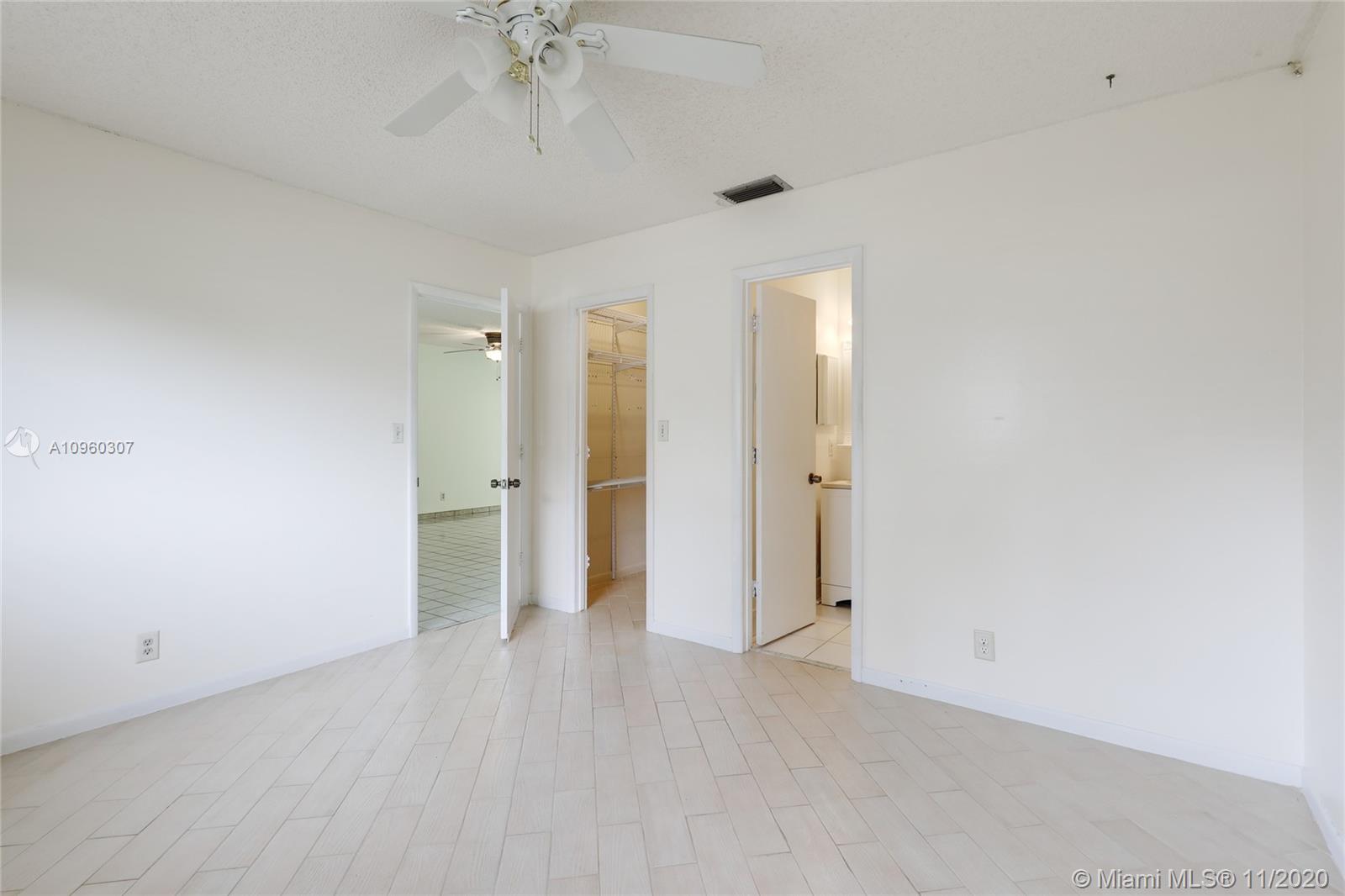 PALM-AIRE VILLAGE SEC 3 A - Residential