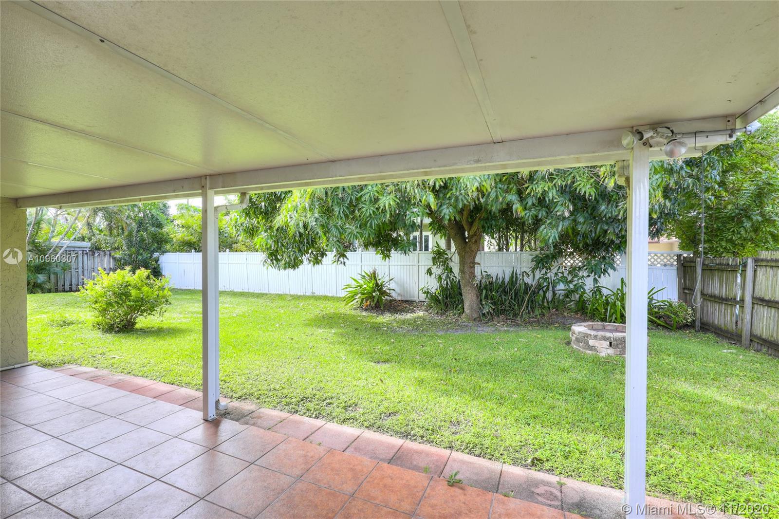 PALM-AIRE VILLAGE SEC 3 A - Residential