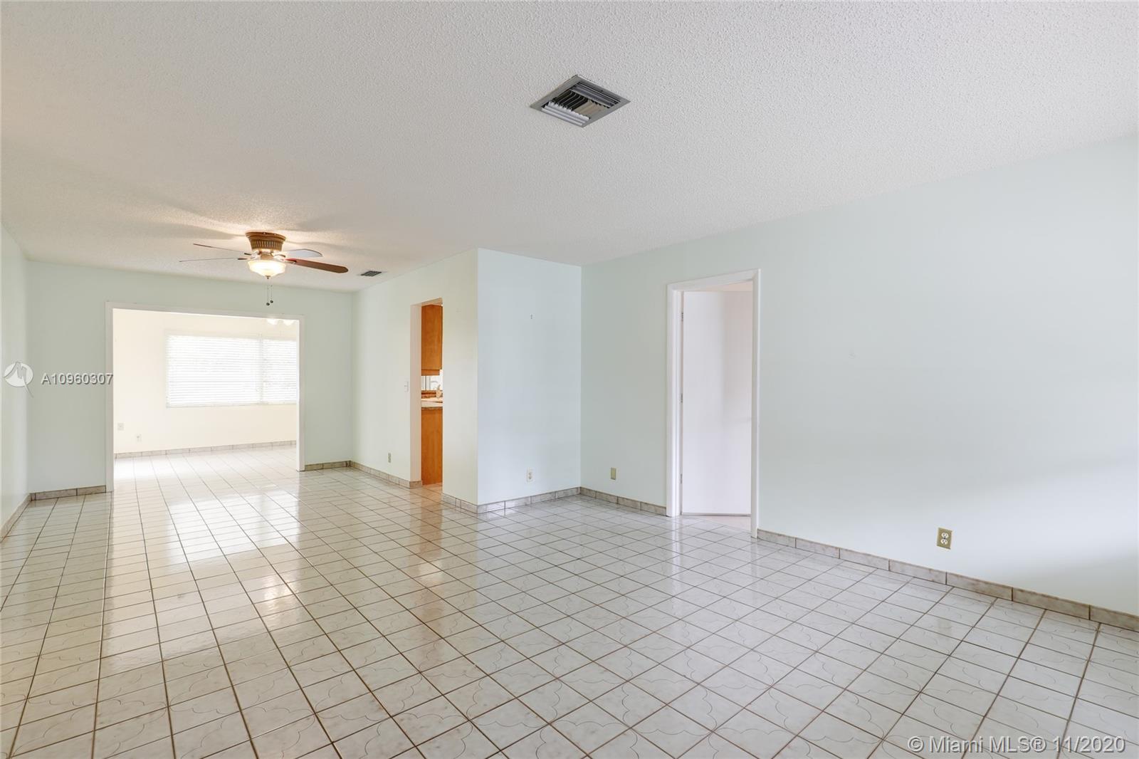 PALM-AIRE VILLAGE SEC 3 A - Residential