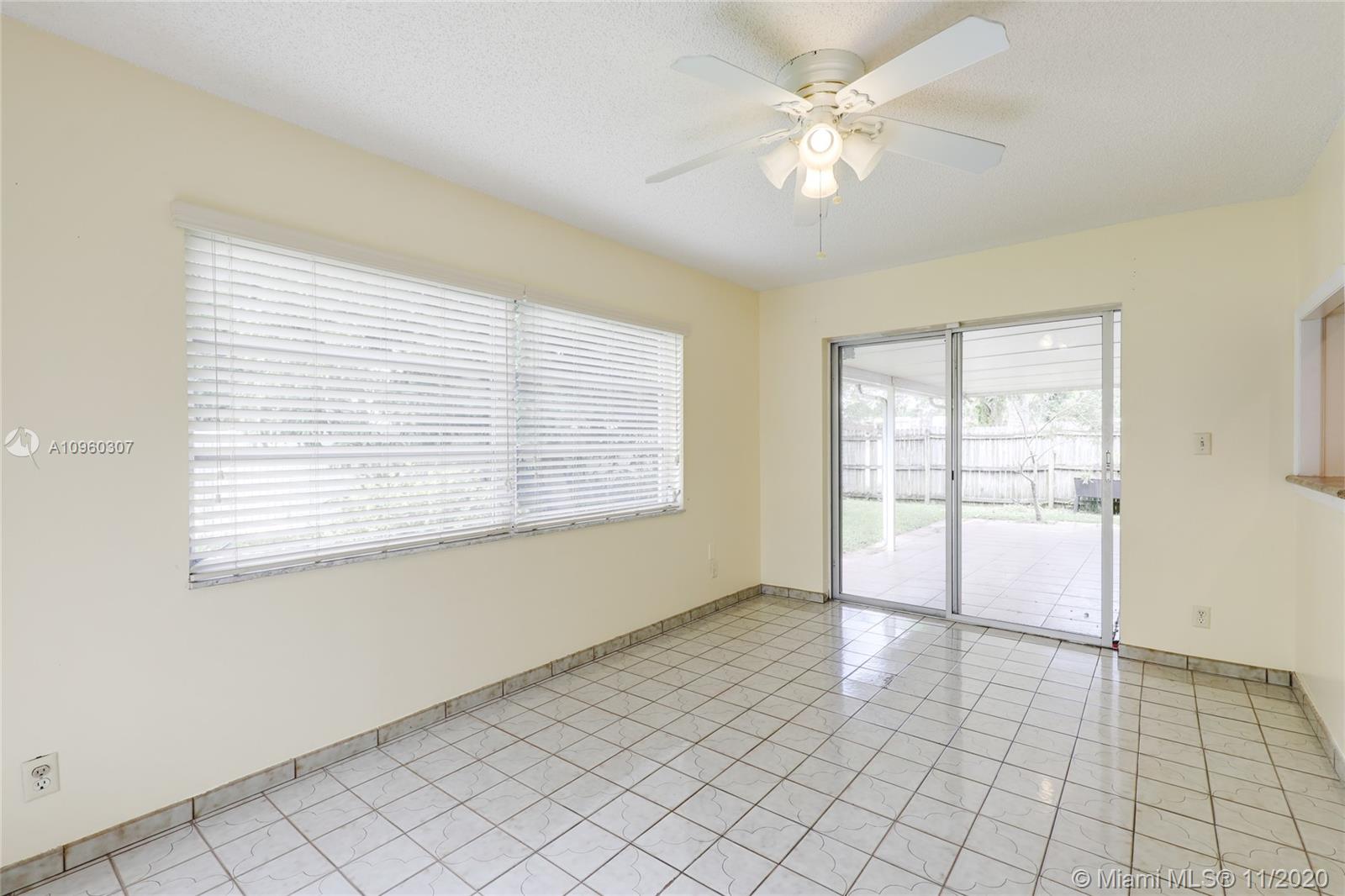 PALM-AIRE VILLAGE SEC 3 A - Residential