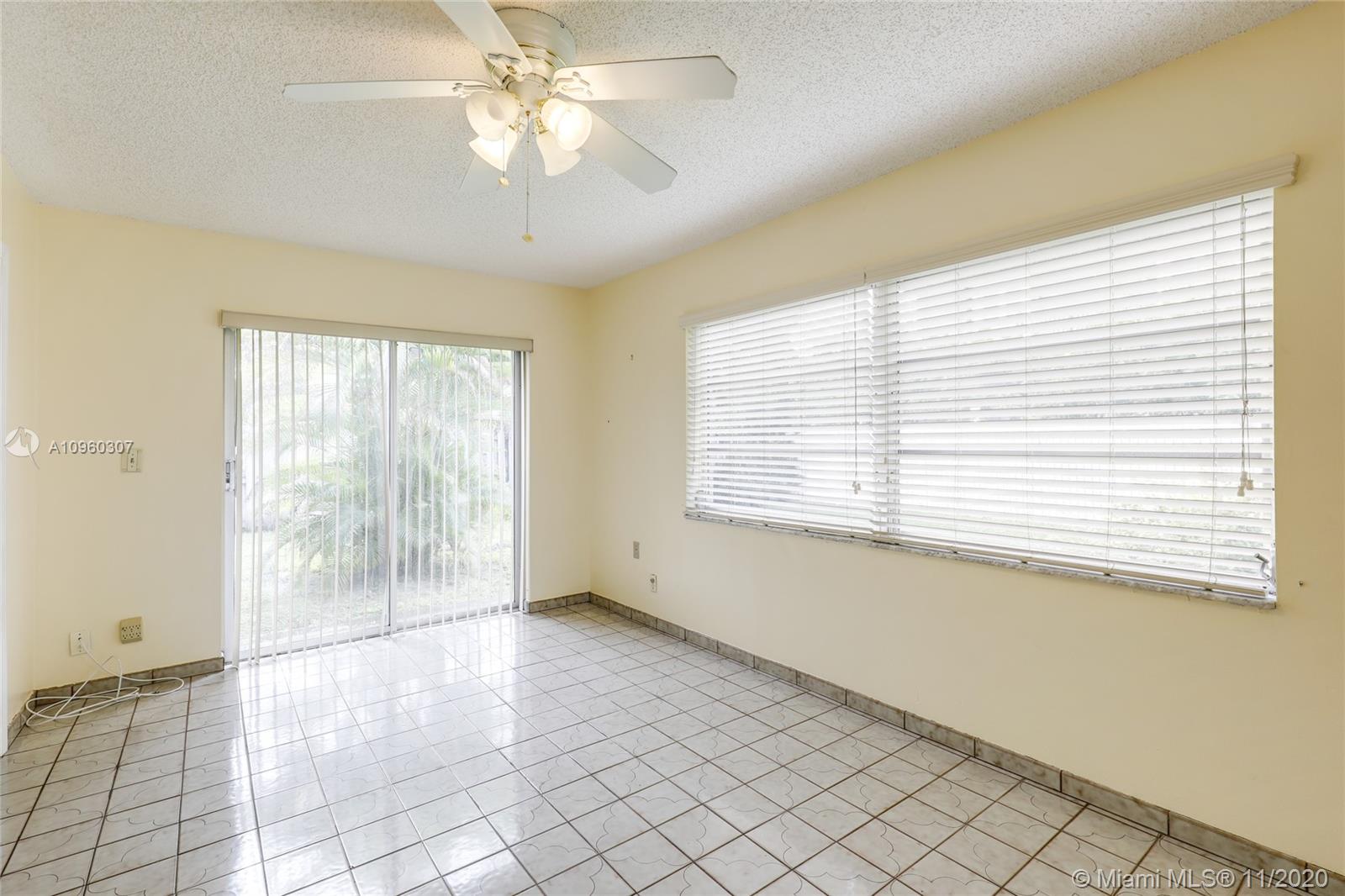 PALM-AIRE VILLAGE SEC 3 A - Residential