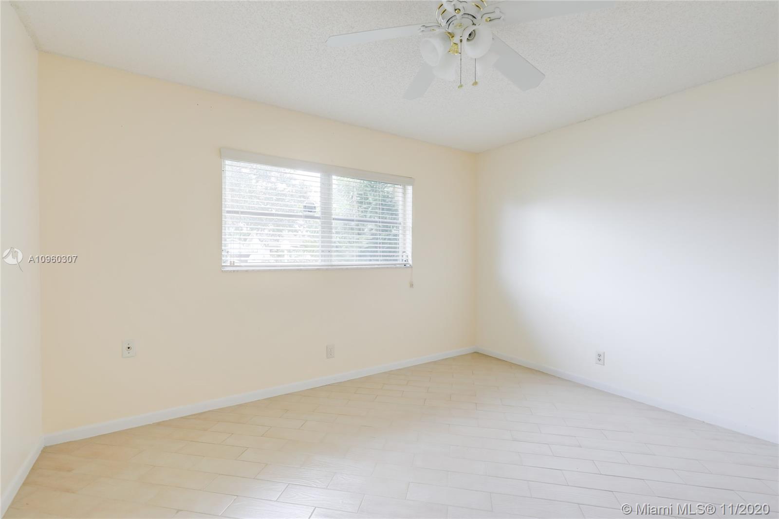 PALM-AIRE VILLAGE SEC 3 A - Residential