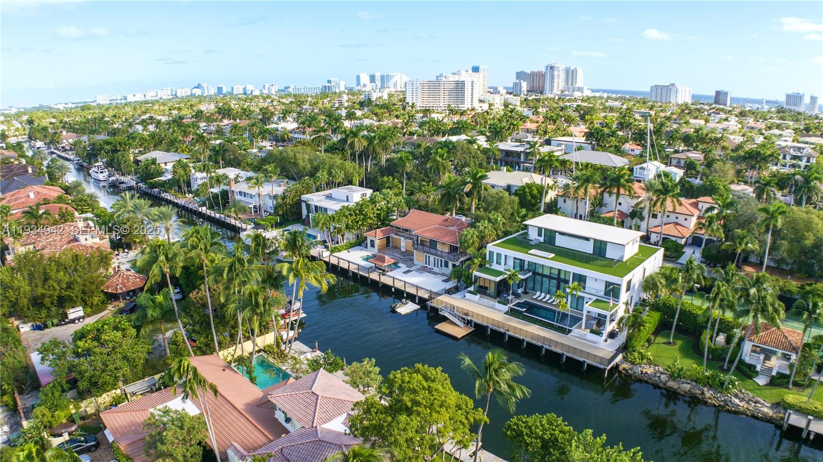 CORAL ISLES - Residential