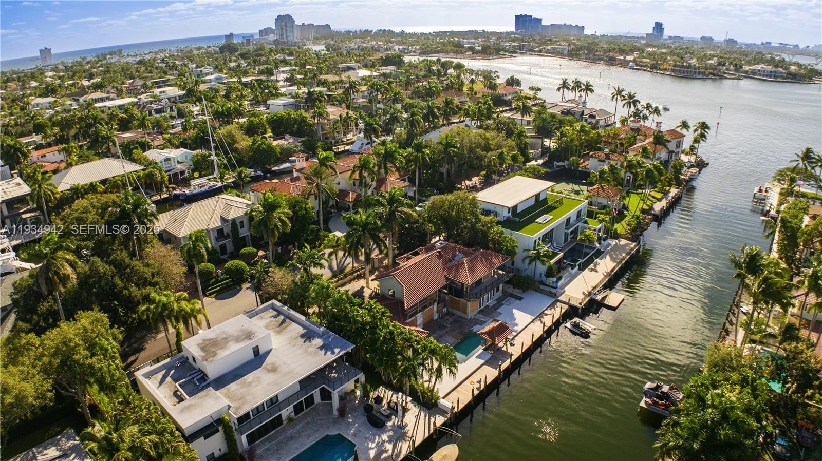 CORAL ISLES - Residential