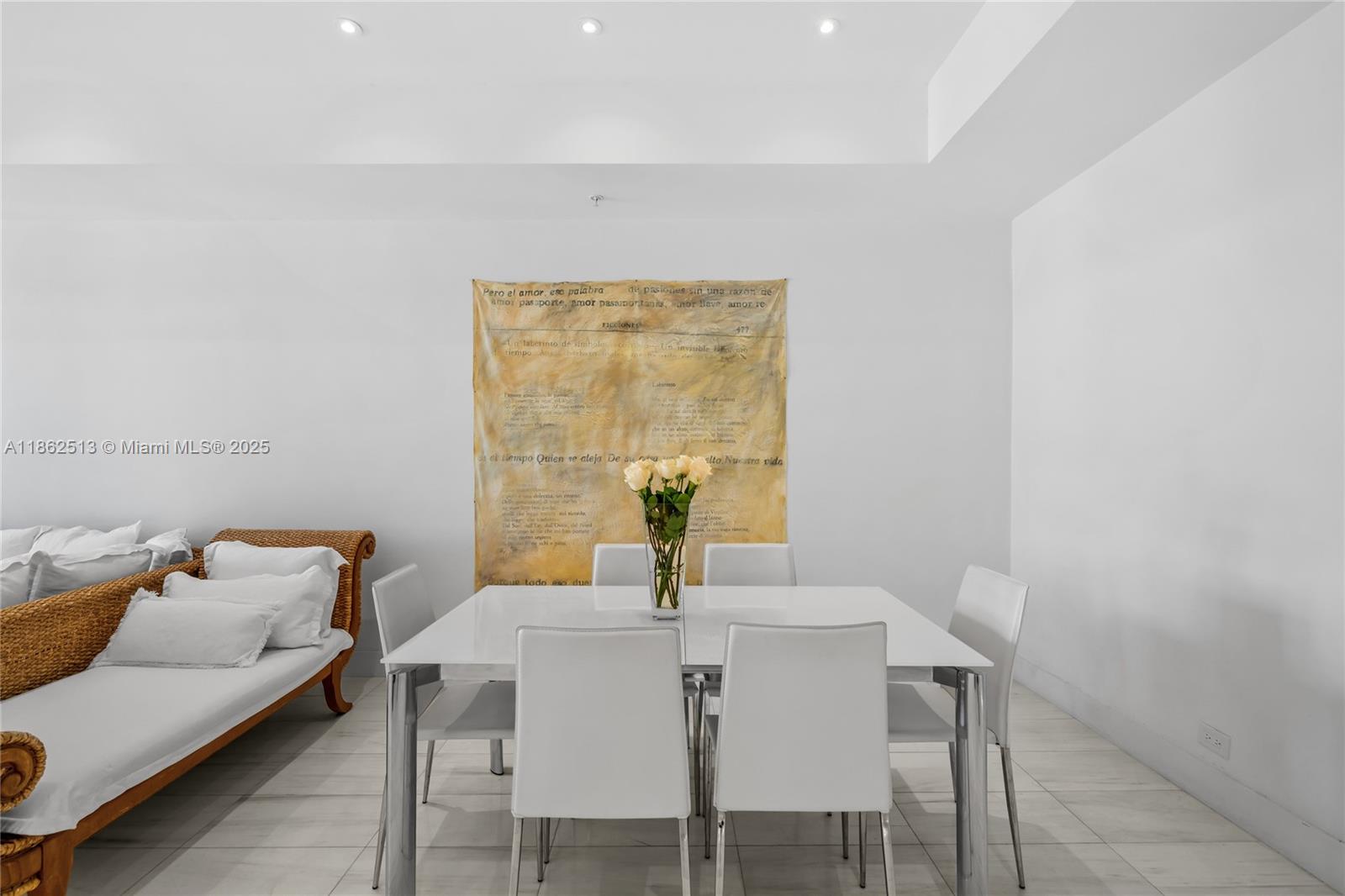 FLAMINGO SOUTH BEACH I CO - Residential