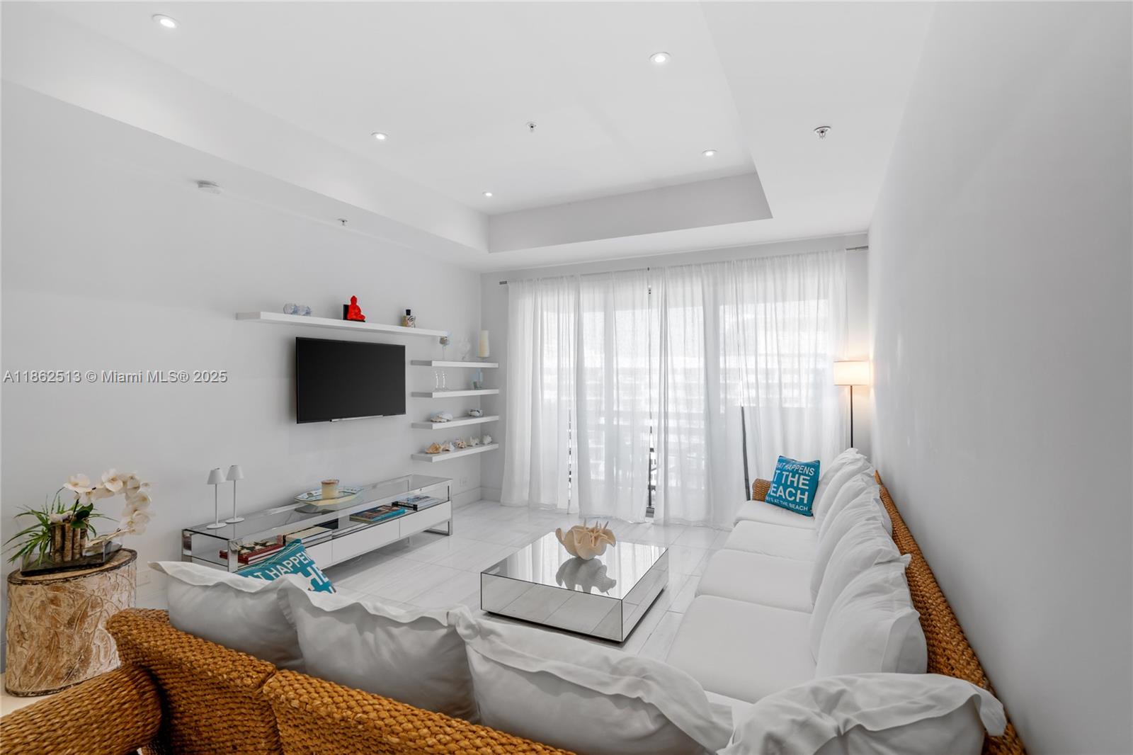 FLAMINGO SOUTH BEACH I CO - Residential