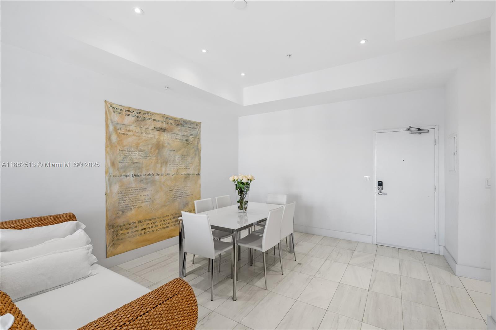 FLAMINGO SOUTH BEACH I CO - Residential