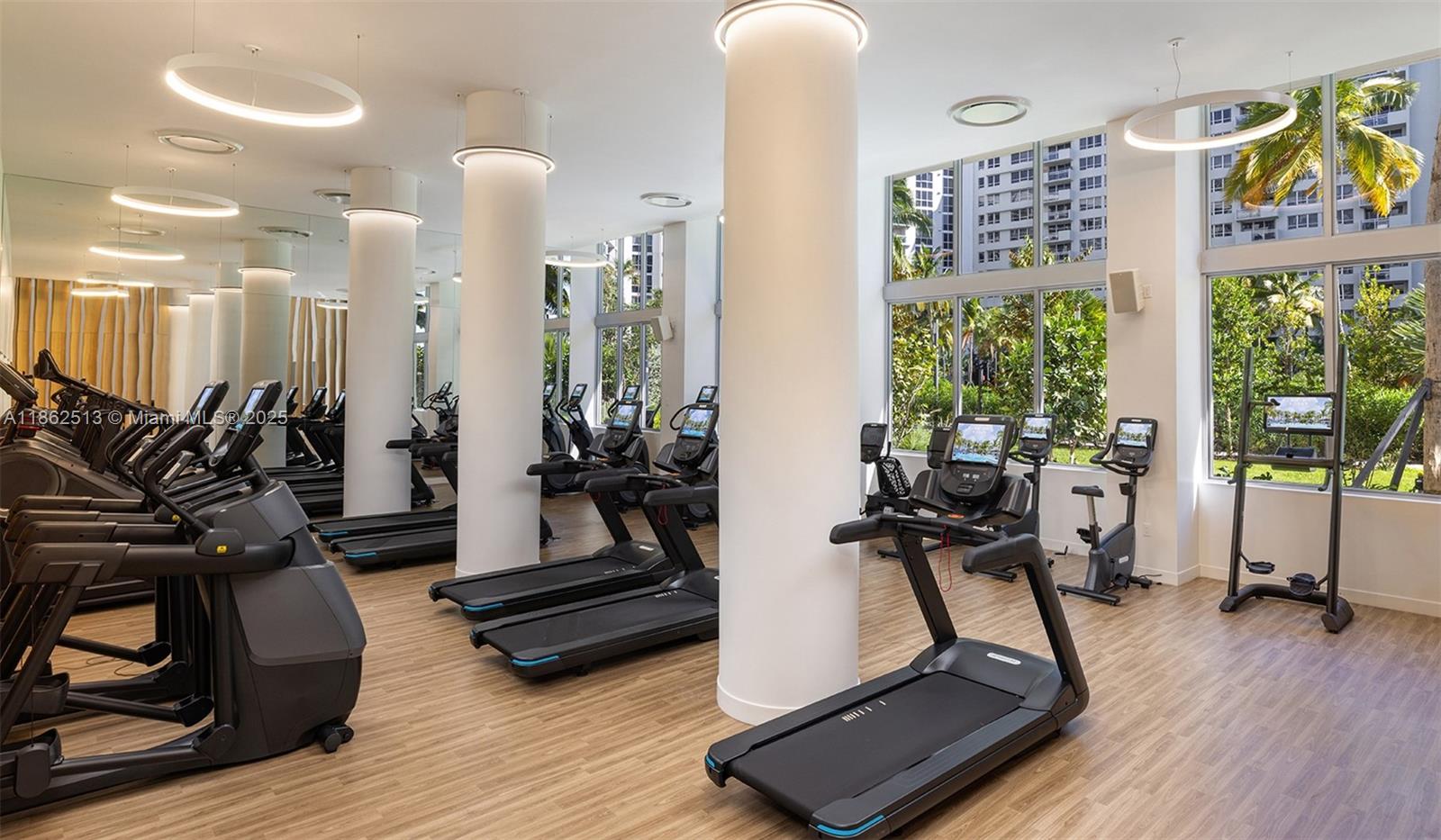 FLAMINGO SOUTH BEACH I CO - Residential