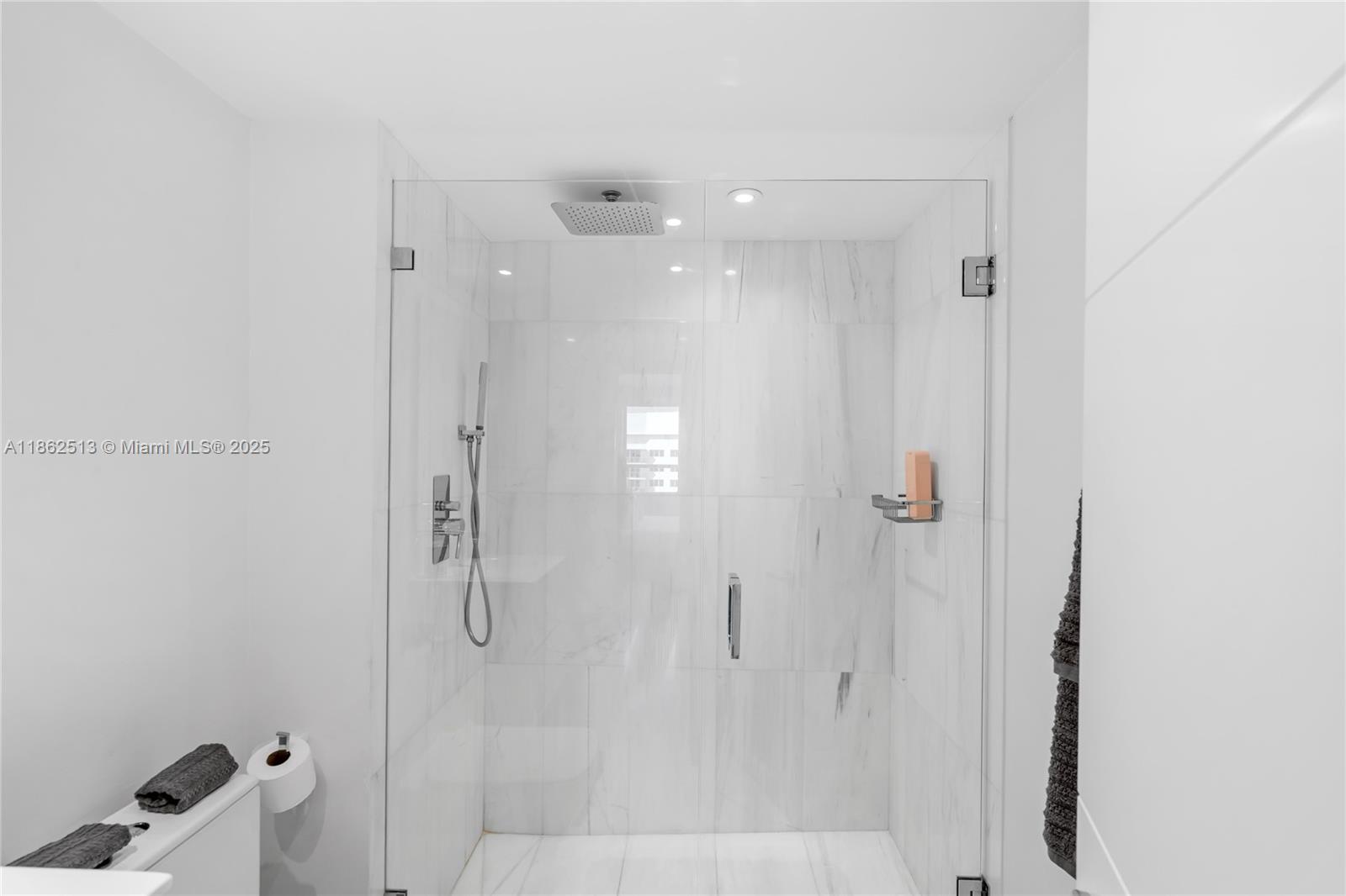 FLAMINGO SOUTH BEACH I CO - Residential