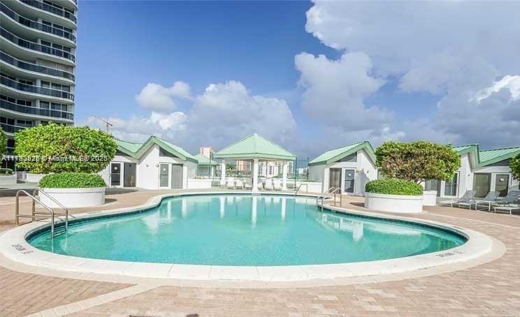 SANDS POINTE OCEAN BEACH - Residential Lease