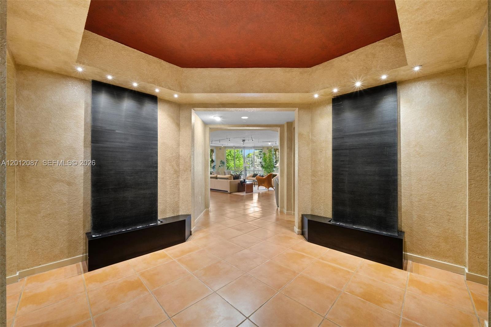 FAIRWAY POINT CONDO - Residential