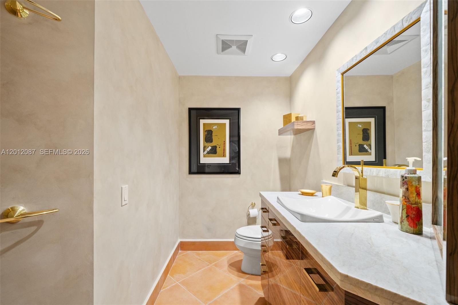 FAIRWAY POINT CONDO - Residential