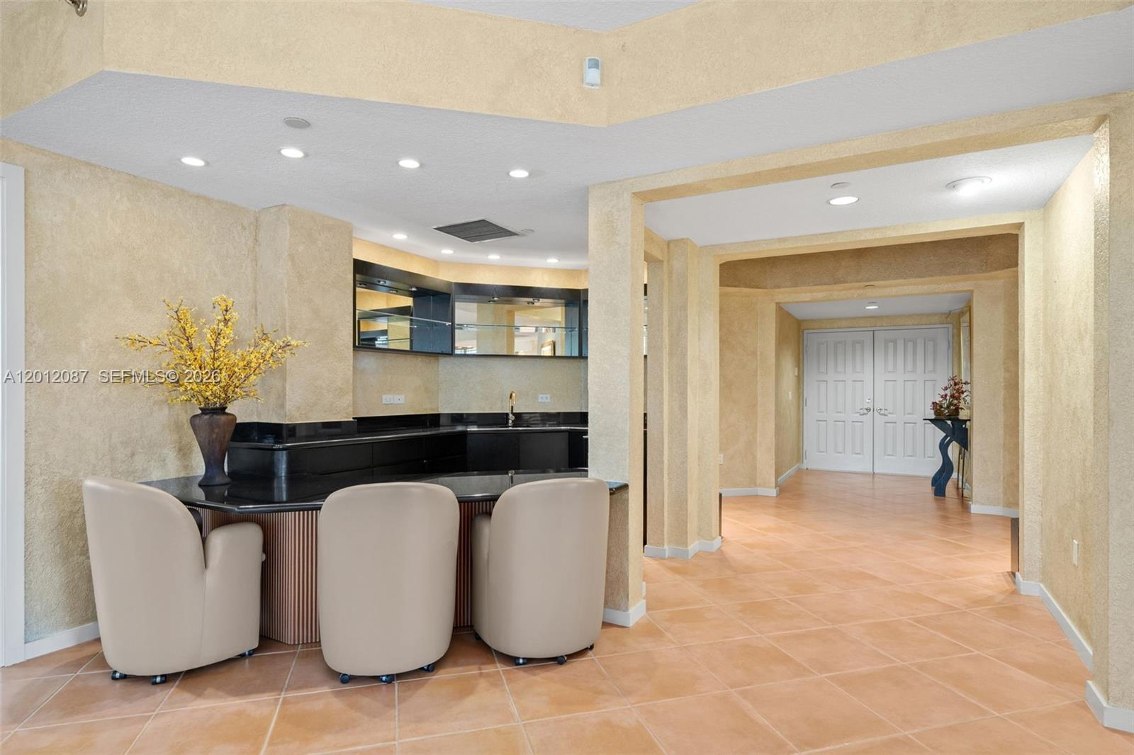 FAIRWAY POINT CONDO - Residential
