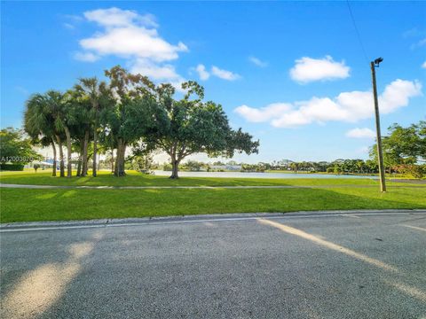 Tiny photo for 2445 SW 6th Rd SW, Vero Beach, FL 32962 (MLS # A12003670)