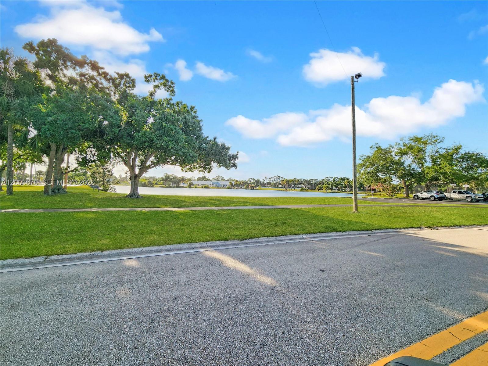 VERO BEACH HIGHLANDS UNIT - Residential