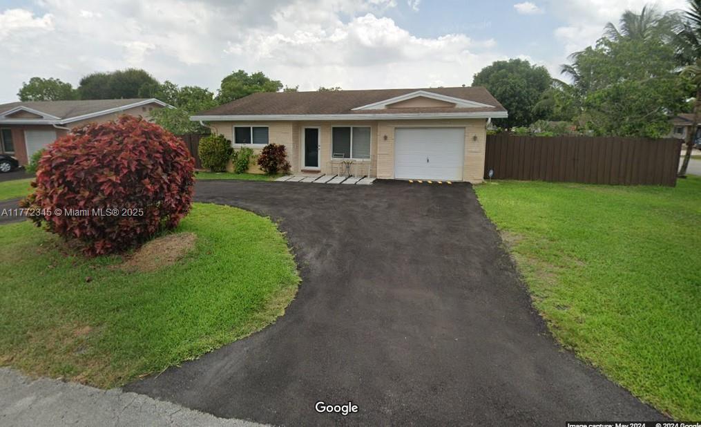 3190 Nw 66th Dr, Fort Lauderdale, Broward County, Florida - 4 Bedrooms  
3 Bathrooms - 