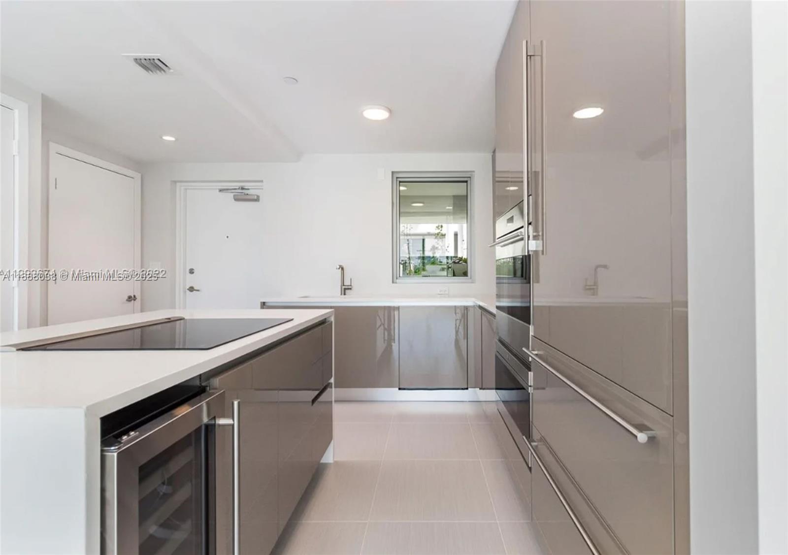 ISLAND VIEW ADDN - Residential Lease