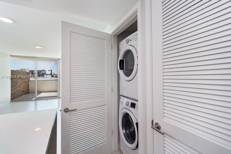 ISLAND VIEW ADDN - Residential Lease