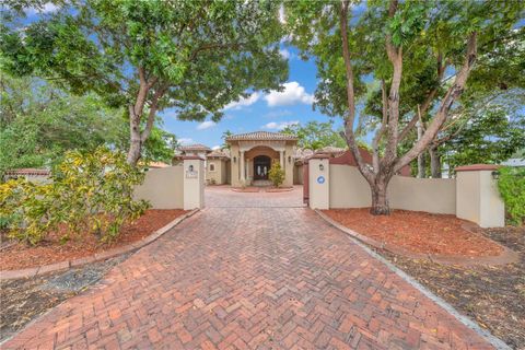 7761 SW 122nd Ave Miami FL 33183