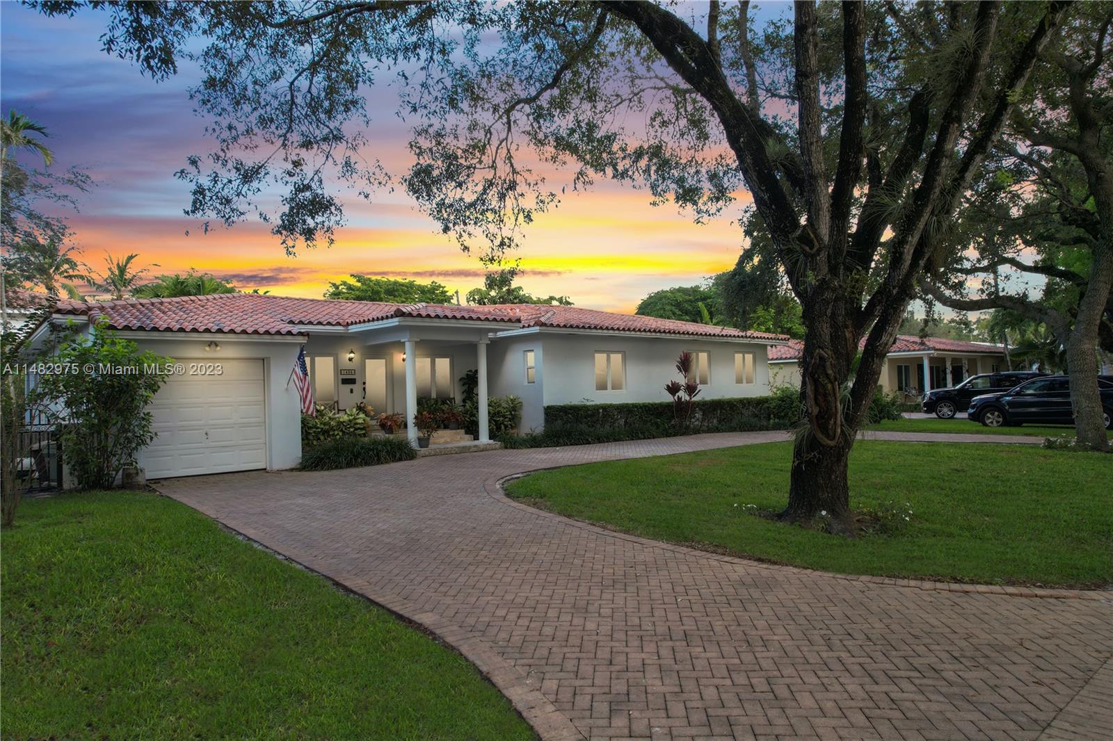 C G COUNTRY CLUB SEC 5 - Residential