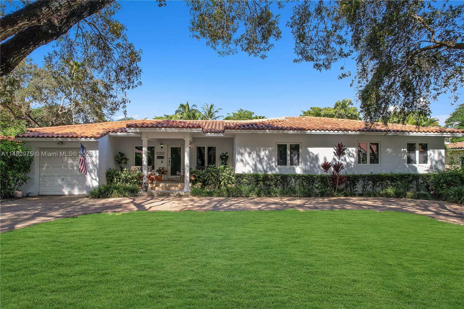 C G COUNTRY CLUB SEC 5 - Residential