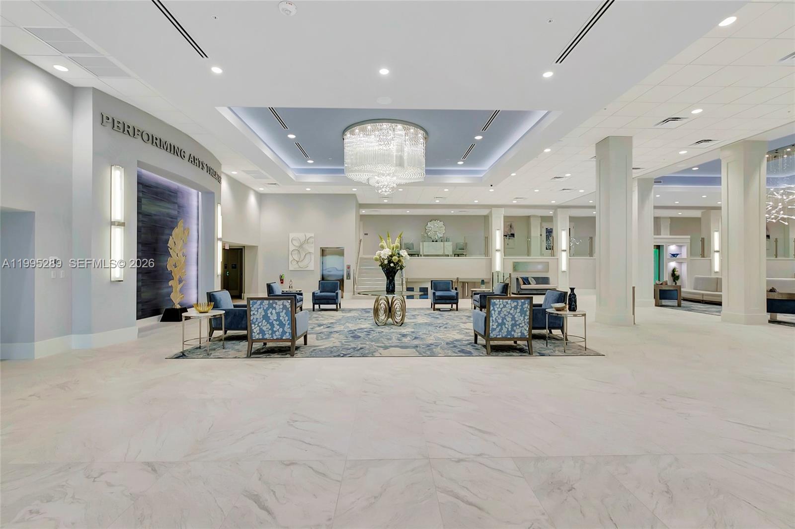 HUNTINGTON POINTE - Residential