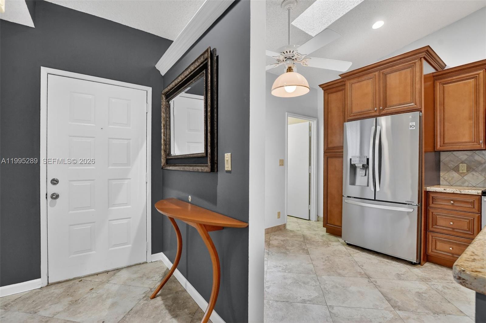 HUNTINGTON POINTE - Residential