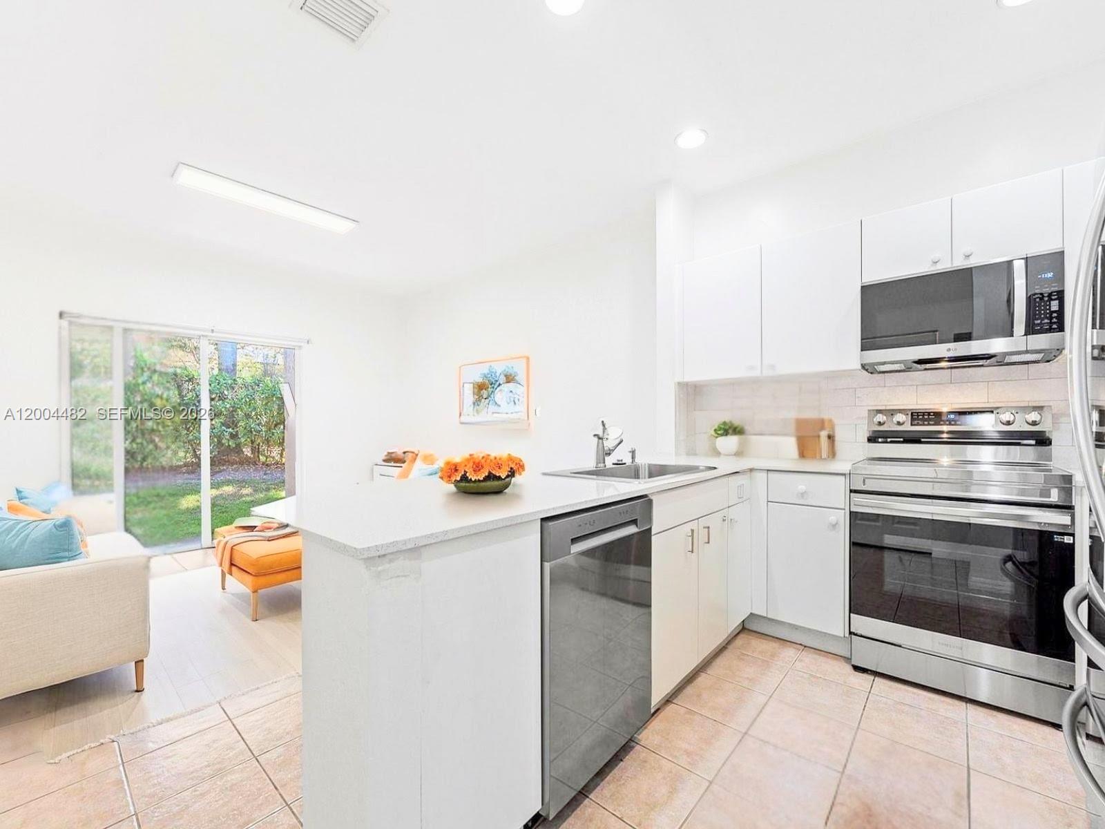 5701 NW 114th Ct 104