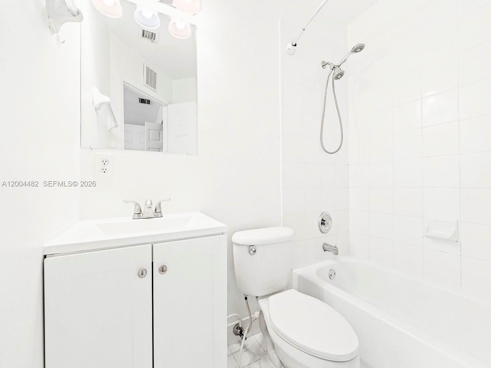 LAS BRISAS AT DORAL CONDO - Residential