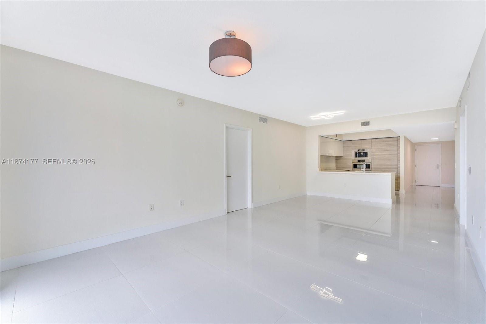 PARQUE TOWERS CONDO - Residential