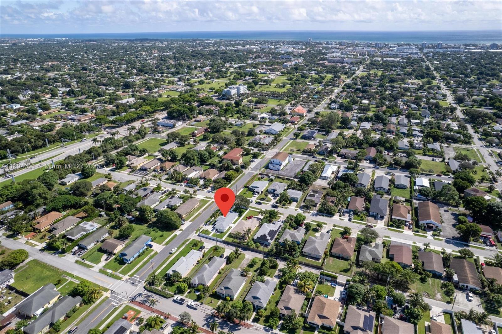 LINCOLN ATLANTIC PARK GAR - Residential