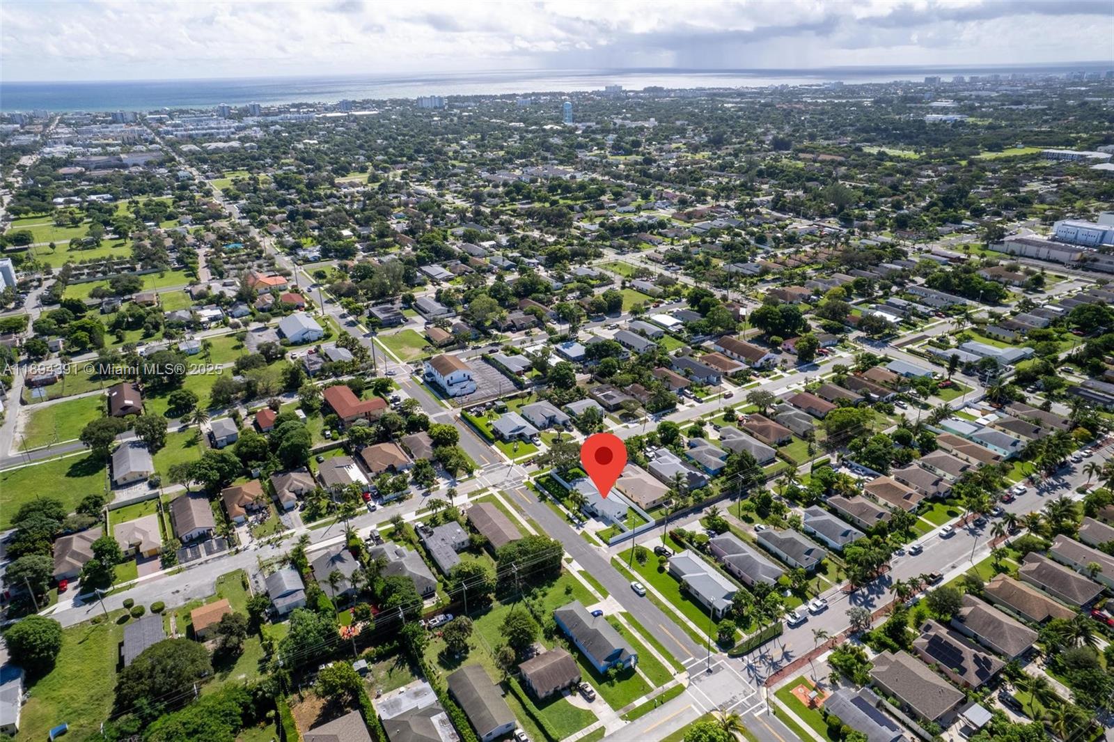 LINCOLN ATLANTIC PARK GAR - Residential