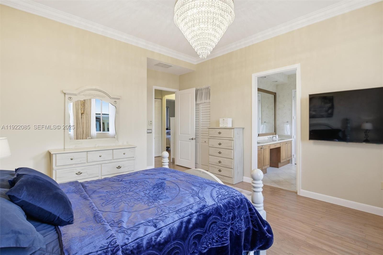 VILLA ALHAMBRA CONDO - Residential