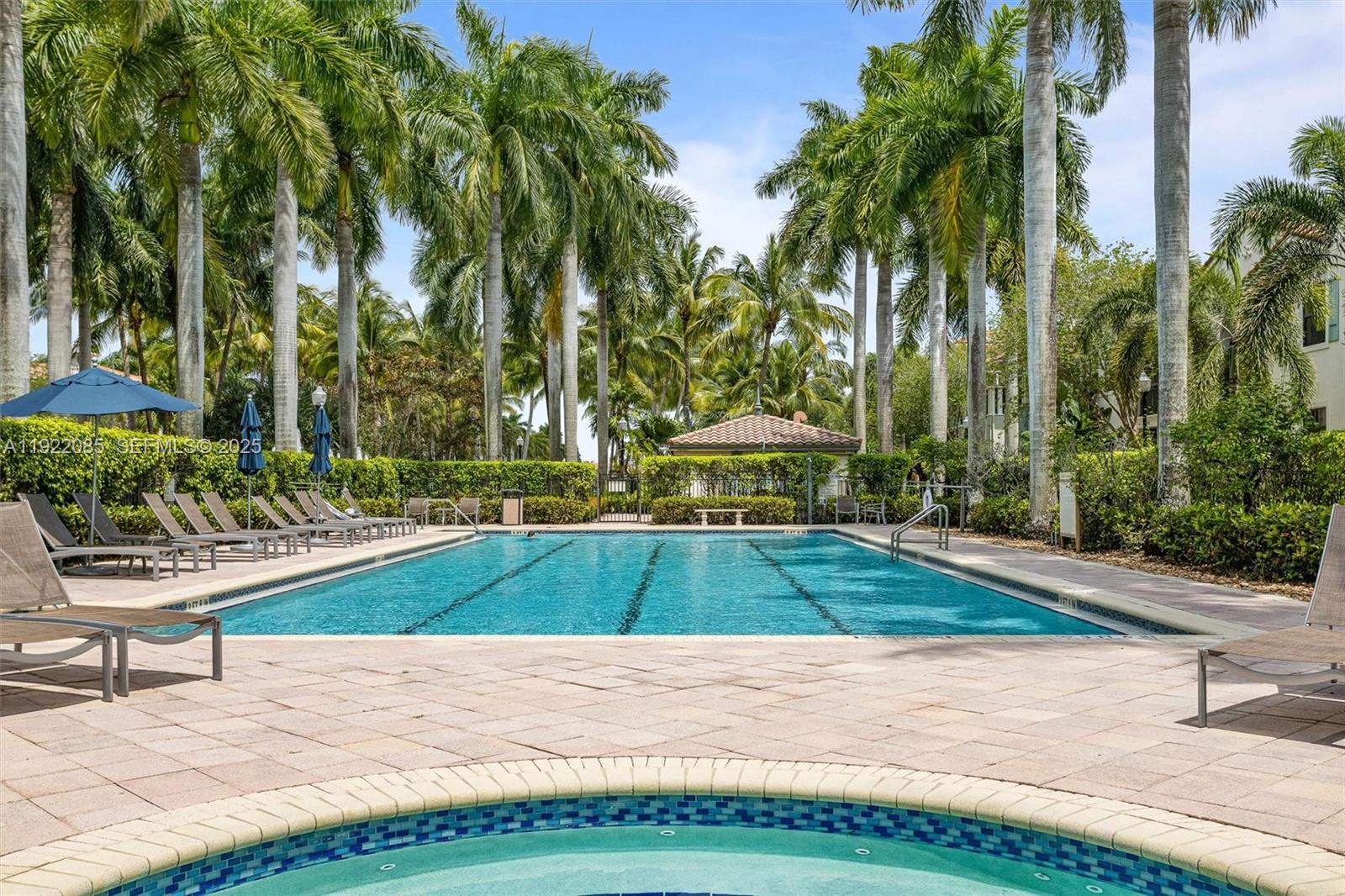 VILLA ALHAMBRA CONDO - Residential