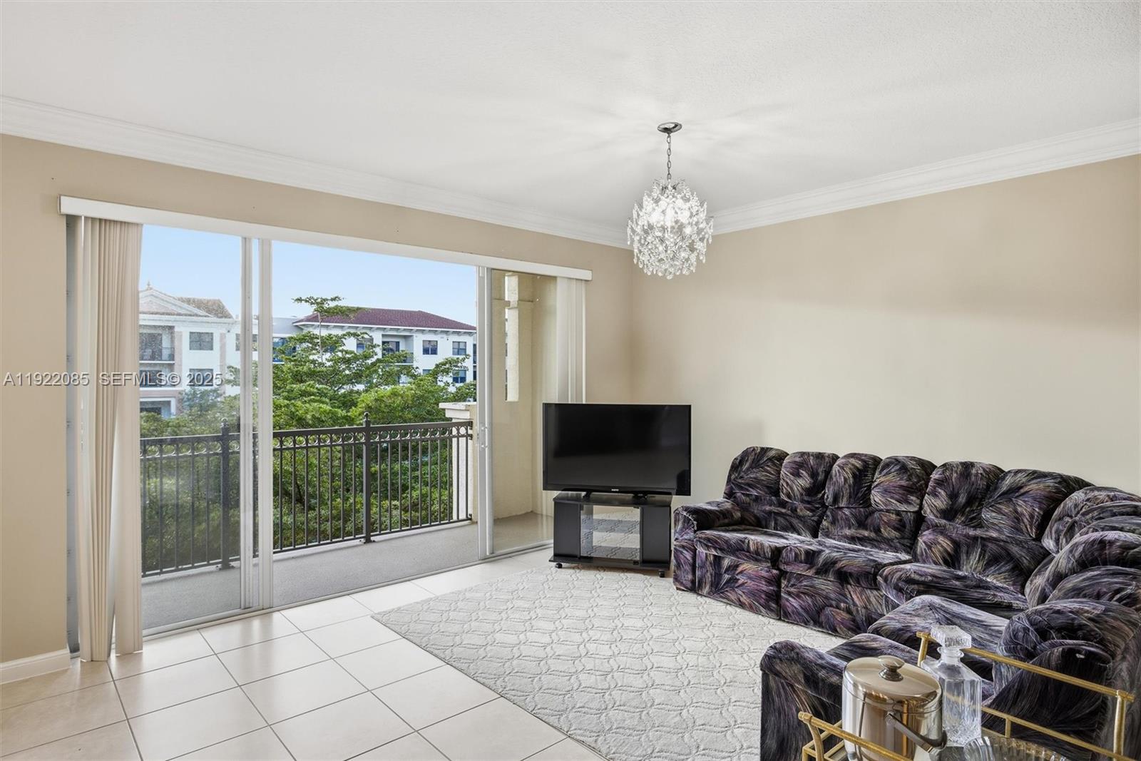 VILLA ALHAMBRA CONDO - Residential