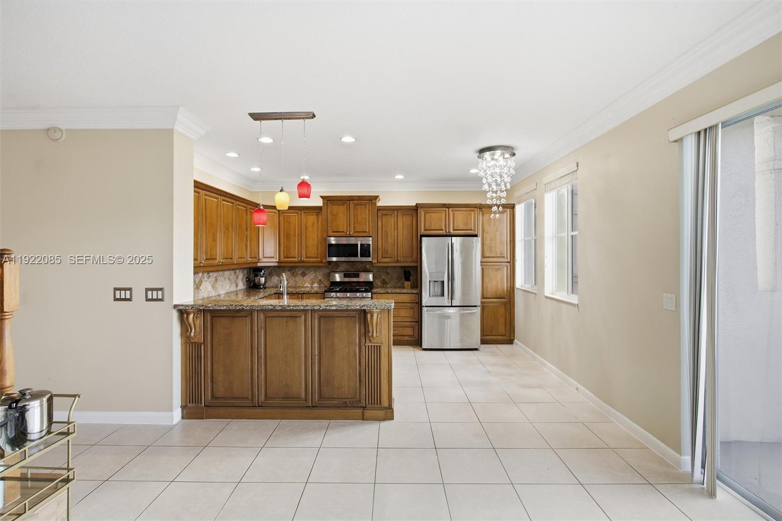 VILLA ALHAMBRA CONDO - Residential