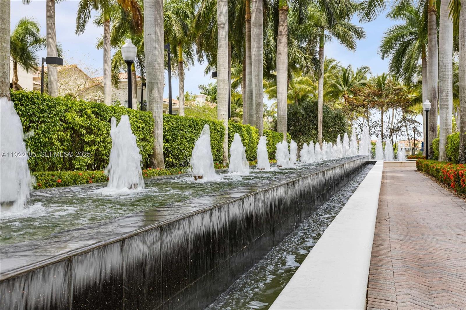 VILLA ALHAMBRA CONDO - Residential