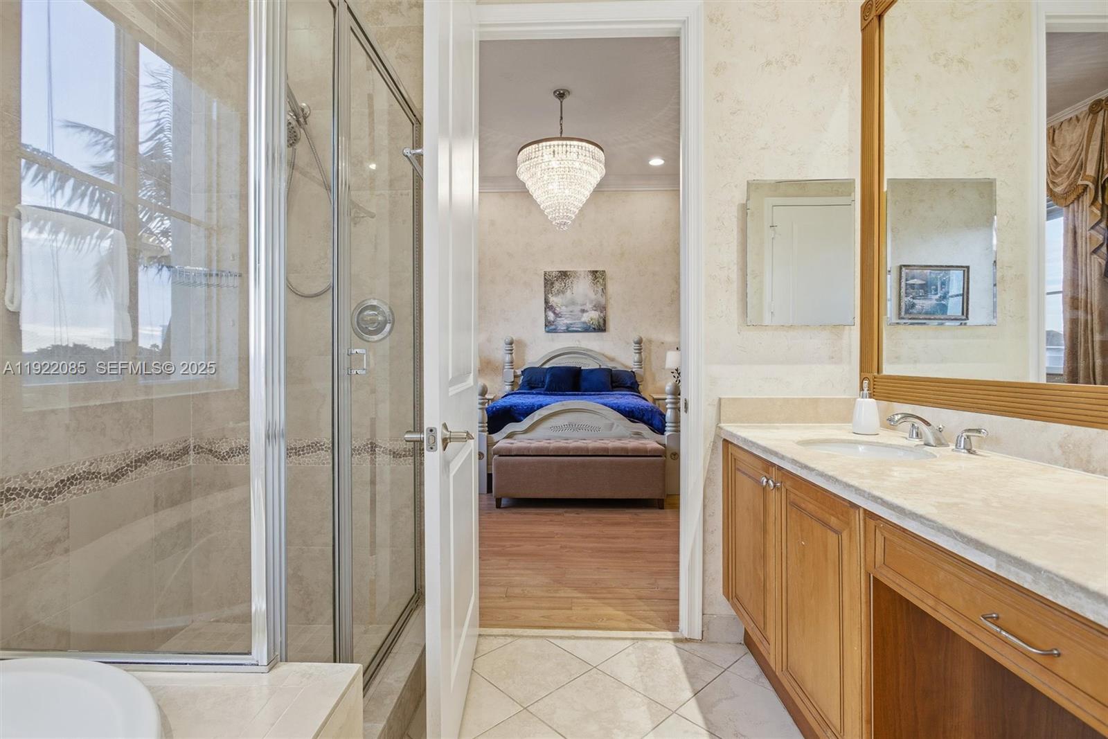 VILLA ALHAMBRA CONDO - Residential