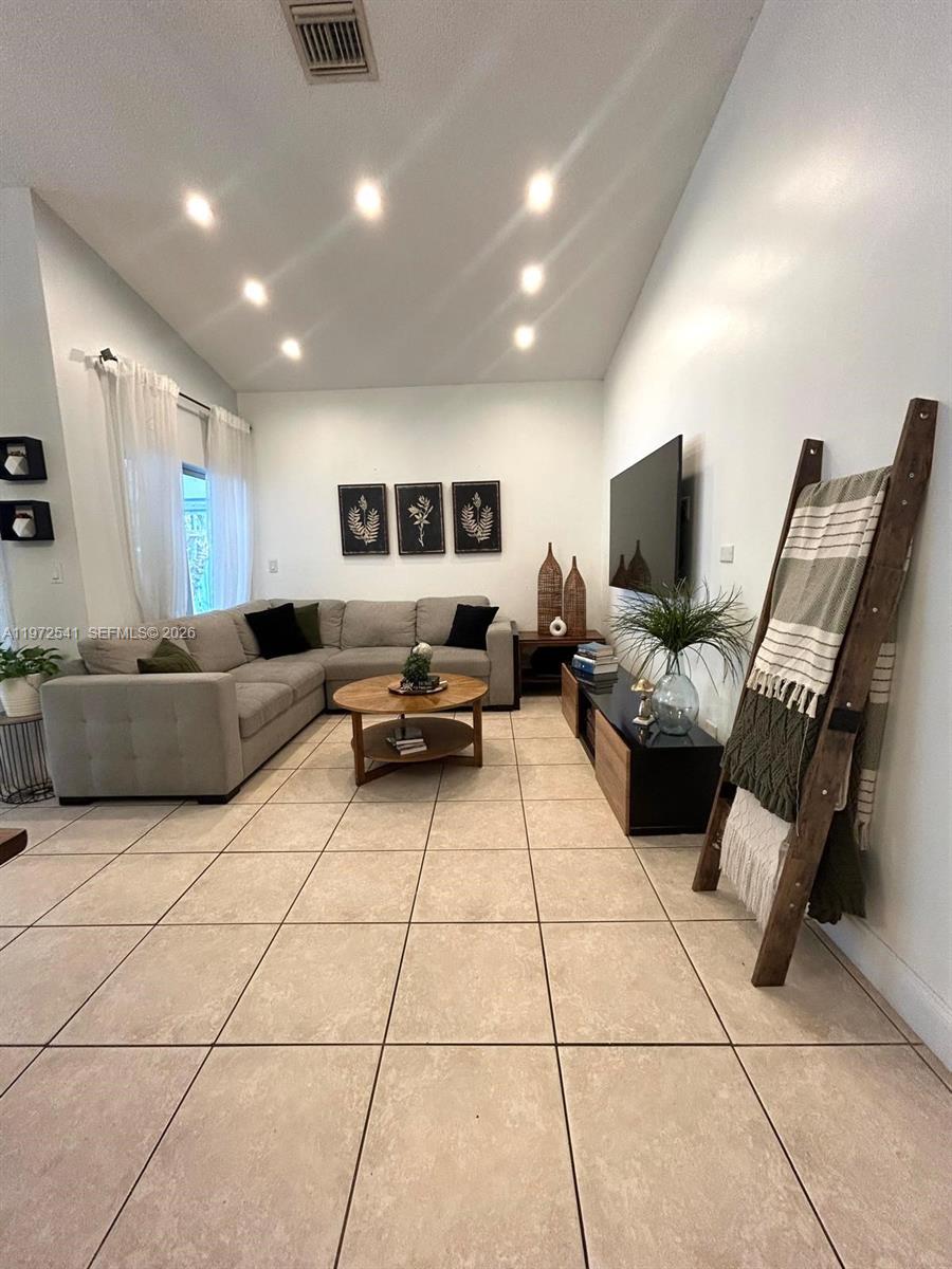 GATELAND RESIDENTIAL PLAT - Residential