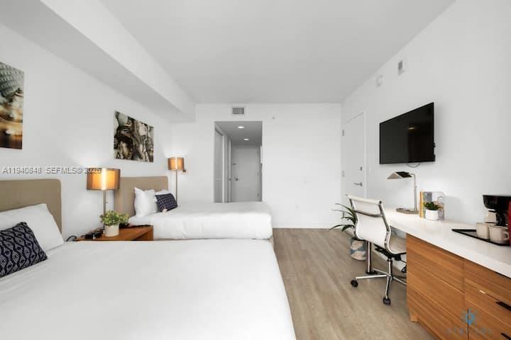 BEACHWALK CONDOMINIUM - Residential