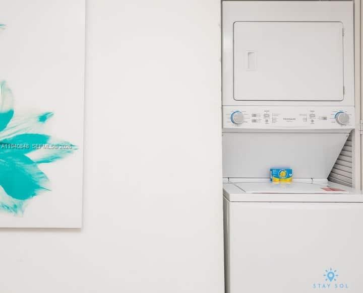 BEACHWALK CONDOMINIUM - Residential