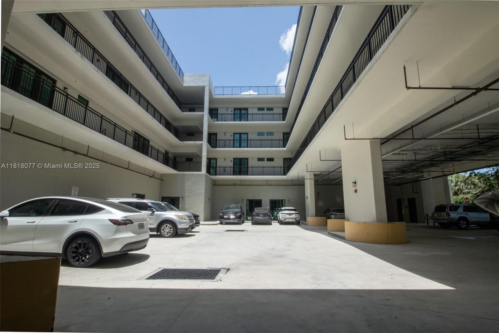 MAIN STREET LOFTS CONDO - Residential