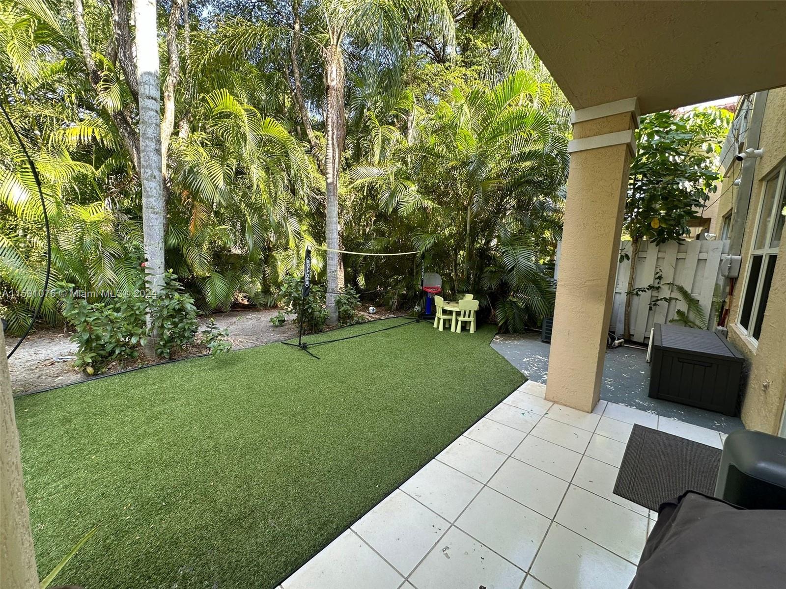 SPINNAKER BAY - Residential Lease