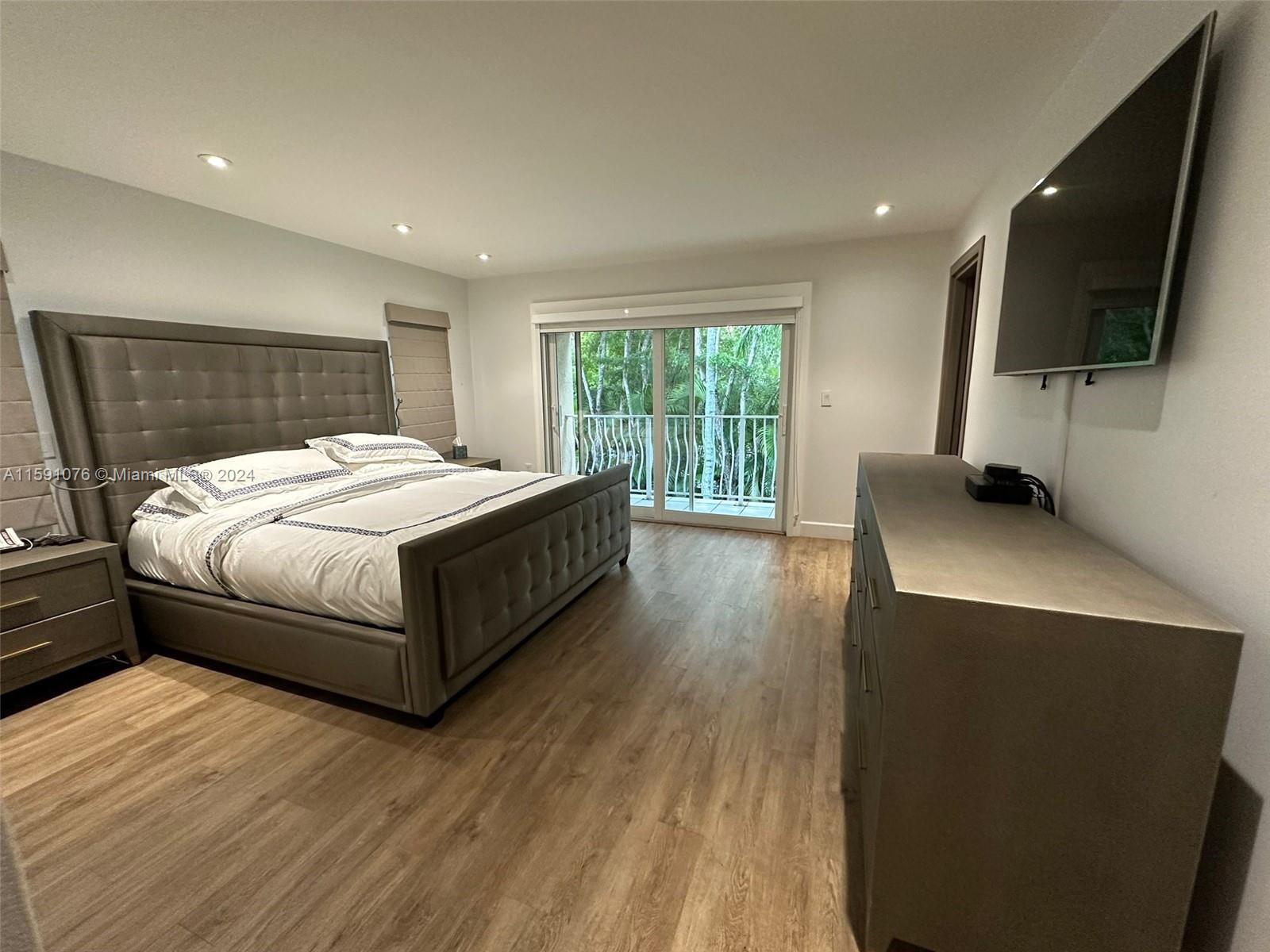 SPINNAKER BAY - Residential Lease