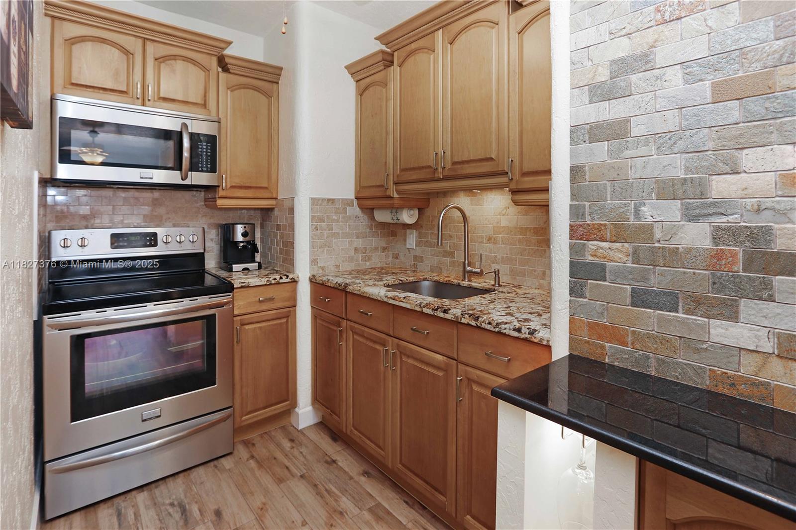 OCEAN GRANDE BEACH CLUB C - Residential