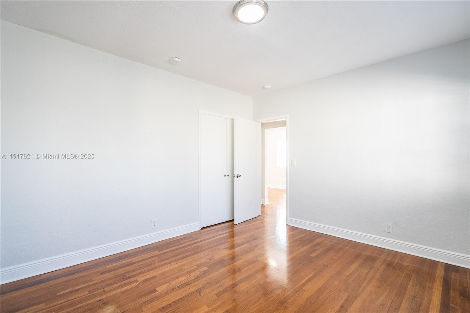 RITZ ROYAL PALM II CONDO - Residential Lease