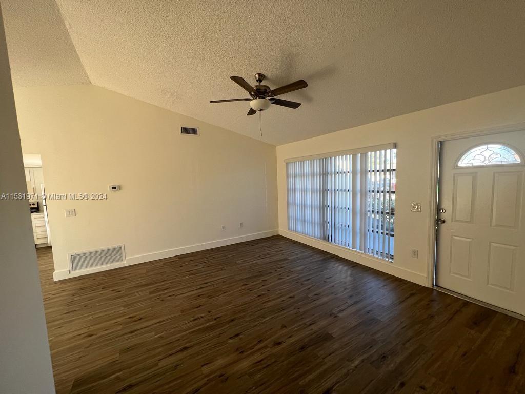 11520 NW 31st Pl