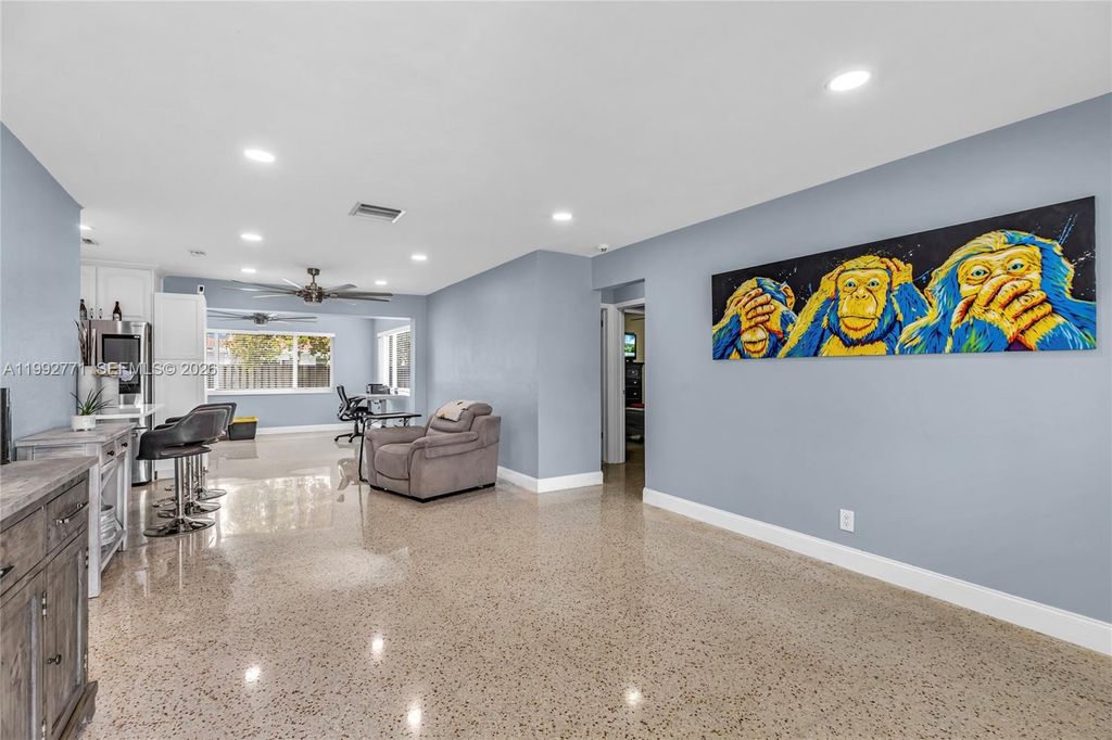 Photo of 819 N 32nd Ave, Hollywood, FL 33021 (MLS # A11992771)