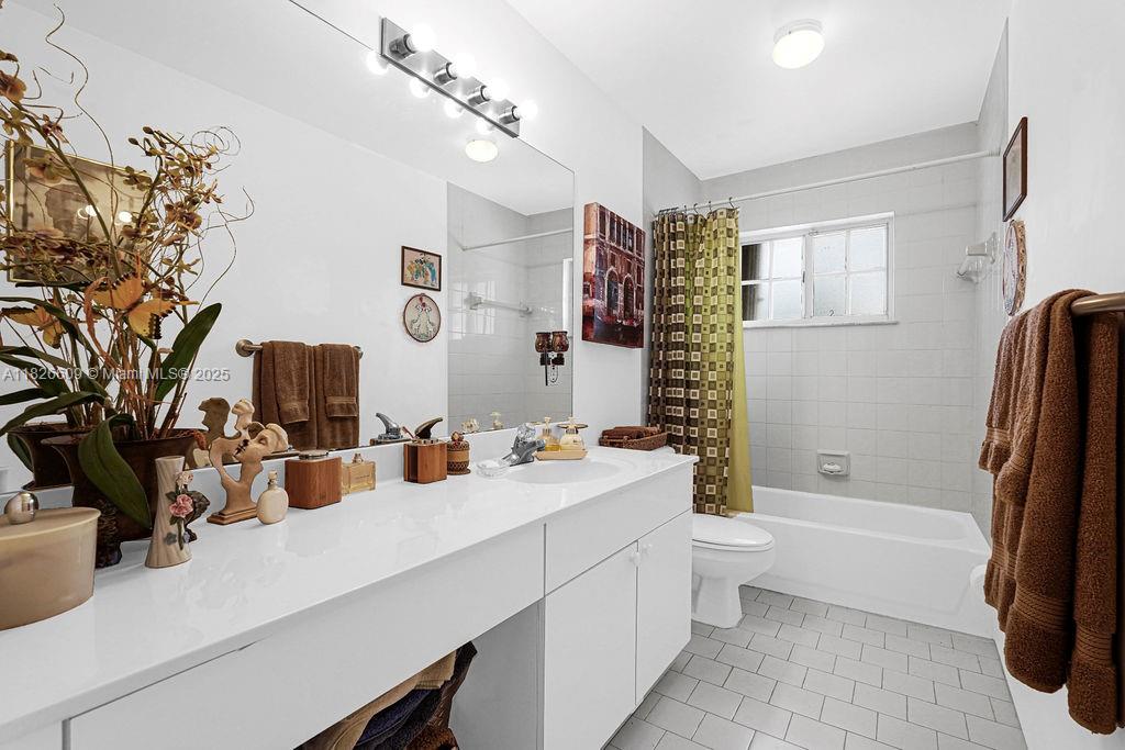 ADVENTURE HOMES - Residential